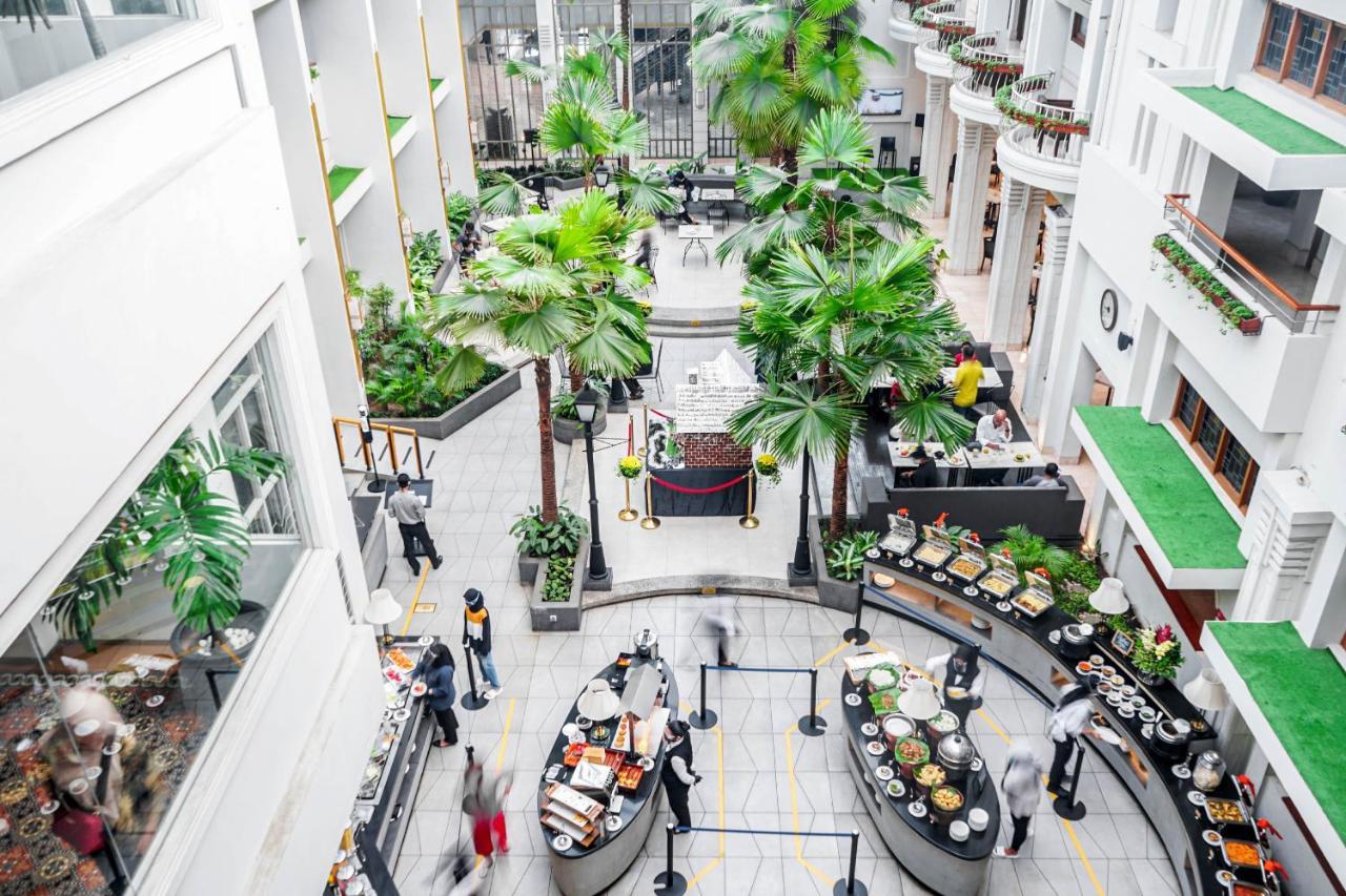 Hotel Savoy Homann Bandung Ngoại thất bức ảnh
