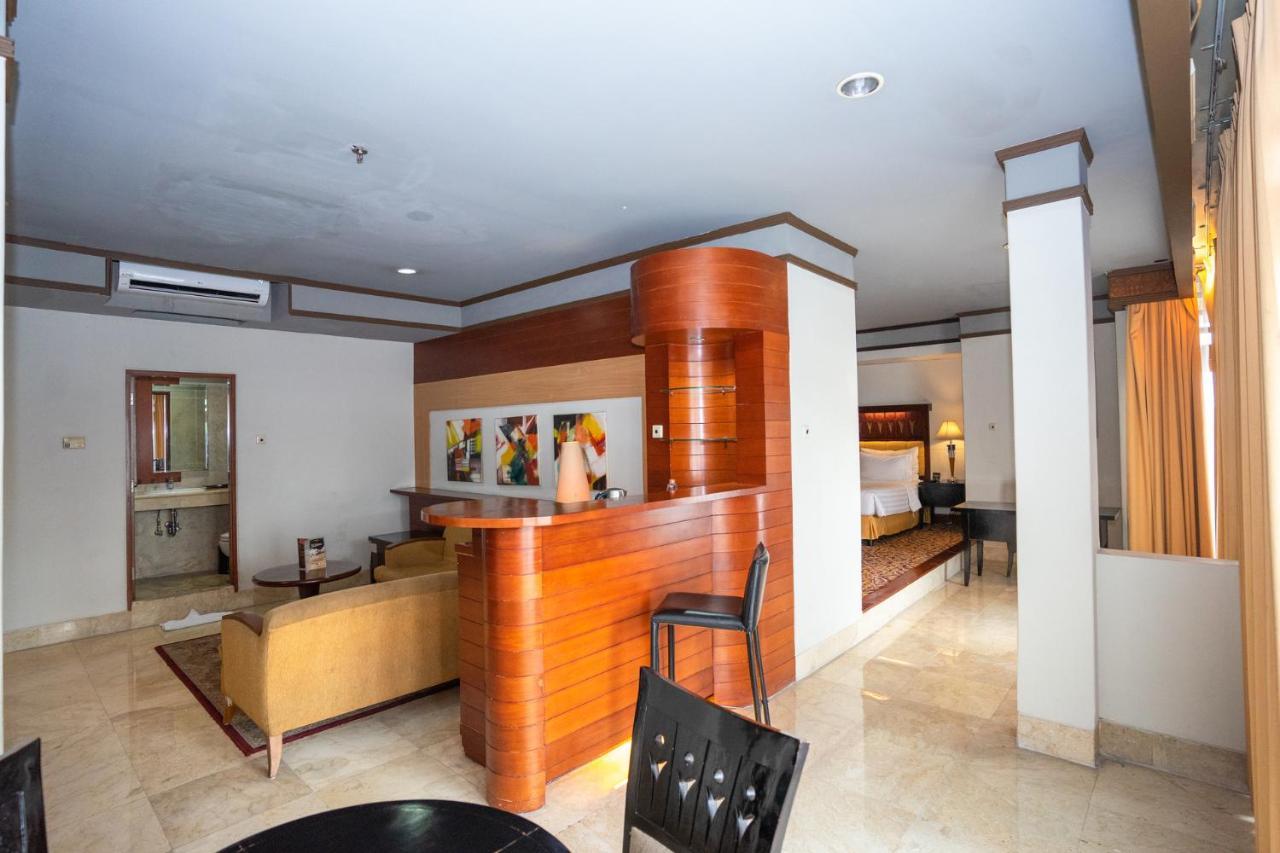 Hotel Savoy Homann Bandung Ngoại thất bức ảnh