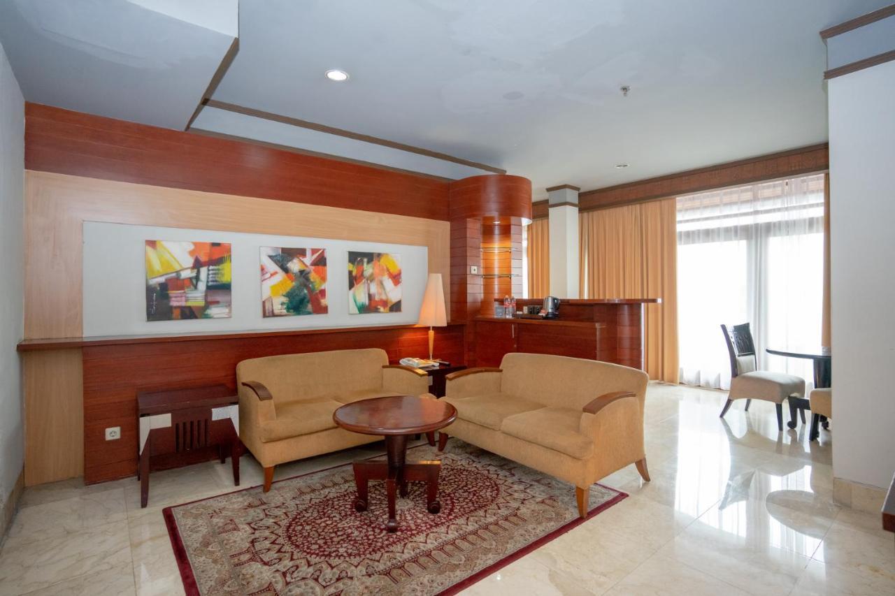 Hotel Savoy Homann Bandung Ngoại thất bức ảnh